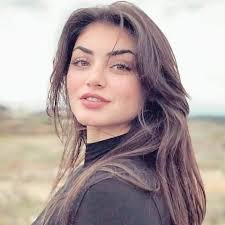 pin by faheem hussain on balaa hatun blonde girl selfie beauty girl muslim beauty