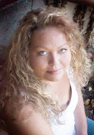 Raquel Lynette Murray Leach