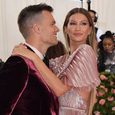 Through a mutual friend on a blind date. Gisele Bundchens Heisseste Bilder Aus Ihrer Victoria S Secret Zeit