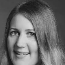 Barbara Petri's Instagram, Twitter & Facebook