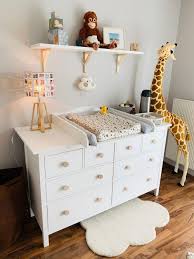 Hemnes Wickelkommode Hemnes Wickelkommode Childrensroomceiling Childrensroomdisney Childrensroomgrey Childrens In 2020 Ikea Baby Room Ikea Baby Toilet Room Decor