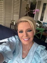 Grade 8G8 & 9-4B 1976 & 1977 school camp over Magnetic Island in 77 photo's  by Susan Hardy (Glenwright)