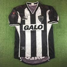Bürgerlich givanildo vieira de souza) ist ein brasilianischer fußballspieler der für atlético mineiro spielt. Atletico Mineiro Home Football Shirt 1999 2000 Sponsored By Galo