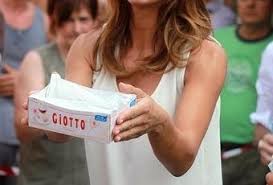 #elisabetta canalis #happy birthday #the italian #leverage #september #2020. Elisabetta Canalis Sul Set Di Giotto A Gallarate Succede Un Quarantotto Video Paperblog