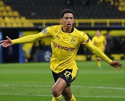 His jersey number is 22. Jude Bellingham Bio Net Worth Salary Nationality Age Family Parents Girlfriend Height Wiki Transfer Facts Awards Current Team Position Gossip Gist