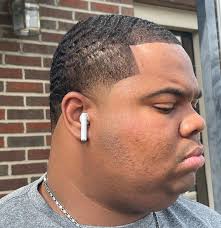 Earmon aaron (@official_gueshleon) • Instagram photos and videos