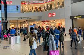 No matter what's your price range, come to us and we'll suggest you the best option available within your budget. Shoppers Jammed Yorkdale And Other Malls In Toronto Ahead Of Lockdown