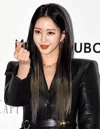 '미국서 백신 접종' 윤현숙 진탕 아팠다…깡마른 다리. Gvavj8ekfsss M