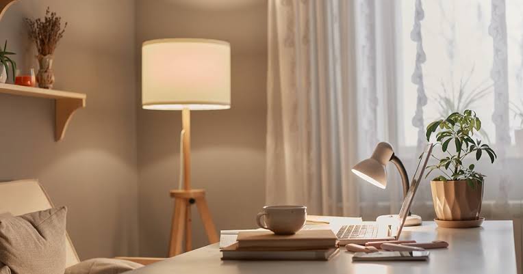 The Art of Digital Minimalism: 5 Steps to Detox Your Digital Life - Be More  with Less