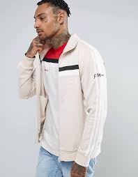 Check spelling or type a new query. Adidas Originals 83 C Trainingsjacke In Beige Bk7523 Asos