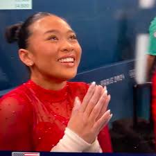 Watching Suni Lee find out & then process that she just won herself a medal  for uneven bars is beyond emotional. 🥹 Lee came back after dealing with  not 1 but 2