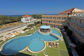 Bayside hotel is located near the beach and in an area with good shopping. Bayside Hotel Katsaras Kremasti Dnata Travel