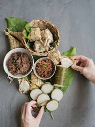 5 jenis salad khas indonesia ini memiliki rasa yang enak namun juga sehat. Selain Ketupat Sayur Ini 5 Hidangan Ketupat Khas Indonesia Lainnya Lifestyle Fimela Com