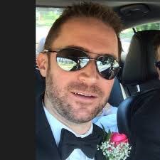 Jay Compton's Instagram, Twitter & Facebook