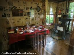 American actress dolly parton whatsapp number, official website, social media profiles. Dolly Parton S Childhood Home One Hundred Dollars A Month
