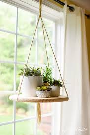 Diy Floating Shelf To Display Your Plants Or Other Decor Items Einfaches Wohndekor Diy Deko Ideen Schwimmendes Regal