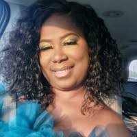 Angelique Smith's Instagram, Twitter & Facebook