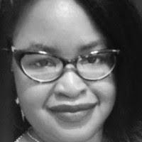 Robyn Peebles's Instagram, Twitter & Facebook