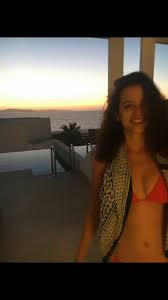 גדעון נולדה בעיר צפת, לאמנון ולוורדה. Facebook