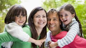 Borrowed via german familie from latin familia (family, household), derived from famulus (servant, slave). Politik Fur Familien In Nordrhein Westfalen Mfkjks