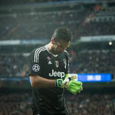 Meine illustration von juventus legendären torwart gianluigi buffon. Gianluigi Buffon Raus Mit Rot Der Unruhmliche Abgang Einer Torwart Legende Stern De