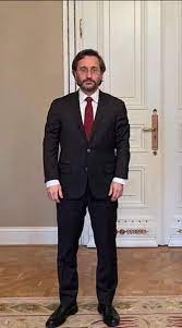 Fahrettin altun kimdir sorusunun cevabı intternette aranmaya başladı. Profesorfacia On Twitter 1 Fahrettin 2 Fahrettin Altun 3 Fahrettin Goebbels