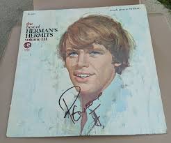 PETER NOONE HERMANS HERMITS SIGNED AUTOGRAPHED 1968 BEST OF VOL 3 VINYL  ALBUM