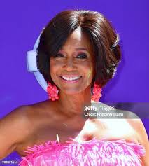 1,455 Avery Williams Photos & High Res Pictures