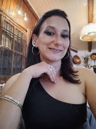 La periodista se sinceró y dijo que "por momentos le quería clavar un  cuchillo".