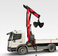 A crane with two or more boom sections that pivot (articulate) via hydraulic cylinder(s); Our New Crane Line Flli Ferrari