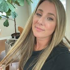 Lindsey Bell (@lindseybellbell) • Facebook