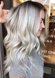 Gorgeous Sandy Blonde Hair Colors Hairstyles For 2018 Stylesmod Sandy Blonde Hair Blonde Hair Color Popular Hair Color