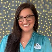 Courtney Crossland's Instagram, Twitter & Facebook