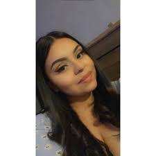 Miranda Deleon's Instagram, Twitter & Facebook