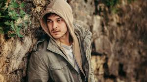 ^ netflix heads down under with 'back to the outback' movie in 2021. Pin By Ramazan Ga Nay On Hakan El Protector Cagatay Ulusoy The Protector What Is Netflix