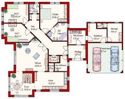 Die Besten 20 Doppelgarage Ideen Auf Pinterest Schuppen Design Grundriss Bungalow Mit Integrierter Garag Grundriss Bungalow Haus Grundriss Haus Bungalow