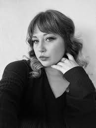 Choosing the perfect headshot for my business