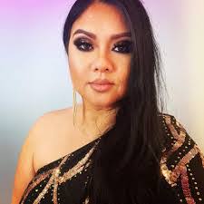 Christine Cabras's Instagram, Twitter & Facebook