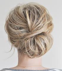 Coiffure petite fille mariage cheveux court. Invitee A Un Mariage 11 Idees De Coiffures Parfaites Pour L Occasion
