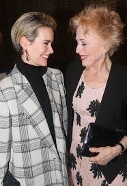 162 likes · 3 talking about this. Sarah Paulson à¹à¸¥à¸° Holland Taylor S Cutest à¸„ à¸£ à¸à¸Š à¸§à¸‡à¹€à¸§à¸¥à¸²