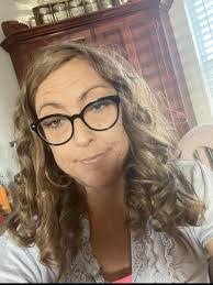 Amber Casper's Instagram, Twitter & Facebook