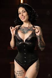 Arson Leigh BDSM Pornstar Bio | Kink.com