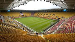 Stadion dresden, kunstrasenplatz 3.000 posti. Dynamo Dresden Spielt Wieder Im Rudolf Harbig Stadion