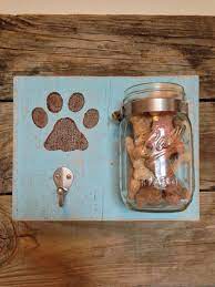 The arm is completely flexible, allowing you to position the treat above either the front or rear camera of your phone, depending on whether you. Dog Leash Holder Leash And Treat Holder Dog Treat Jar Pet Station Personalized Leash Hook Diy Dog Stuff Diy Stuffed Animals Dog Crafts