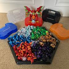 This big dragonoid maxim figure delights every devout fan of the bakugan series. Here Are My Final Bakugan For 2019 88 Total 1 Maximus Draginoid 8 Diamonds And All 5 Different Cases A Lot Of Them Are Climbing Over Each Other So If You Want