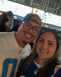 After the rain 🌧️ comes sunshine ☀️ Wrap: @tinybotvinyl Color: Lucky Charm  Green 🍀 #RacelandAmbassador #volkswagen #jetta #jettagli #gli  #tinybotvinyl #nimbusautostyling #socaleuro #racelandsuspension  #airliftperformance #framenotch #airedout ...