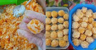 Cendawan butang dalam tin bawang besar selabu di potong dadu herba masukkan sos spageti dan masuk sedikit air jika pekat. Main Kepal Kepal Menu Simple Tapi Berkhasiat Ibu Ni Kongsikan Resipi Chicken Rice Ball Pa Ma