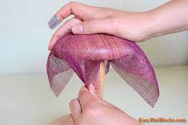 How To Make A Sinamay Pillbox Hat Fascinator Easy Hat Blocks Sewing Hats Facinator Hats Fascinator Hats Diy