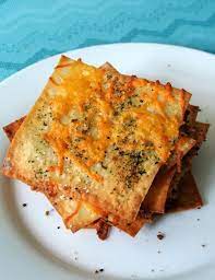 Easy Snack Recipe Cheddar Basil Wonton Crackers Easy Snacks Appetizer Recipes Easy Snack Recipes
