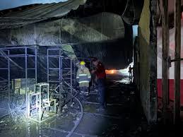 Controlan incendio en Nave 1 del Parque Tabasco; sin lesionados reportados